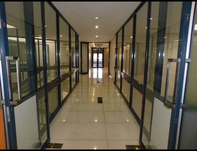 542M² OFFICE TO LET IN PARKTOWN